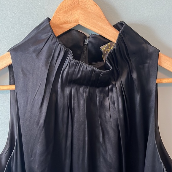 Silky Shift Dress - Picture 3 of 5